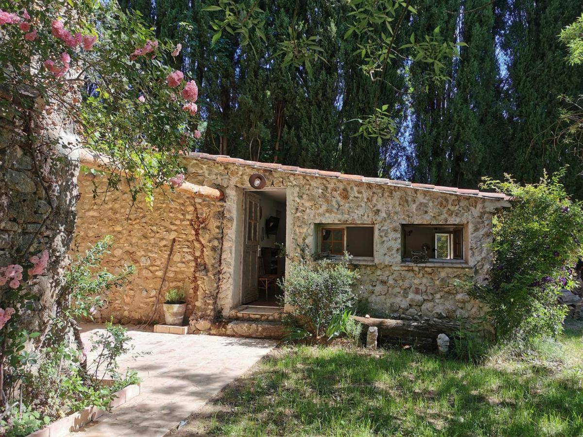 La Bastide Du Capelier - Chambres D'Hotes Avec Baignoire Balneotherapie - 3 Etoiles Salernes Dış mekan fotoğraf